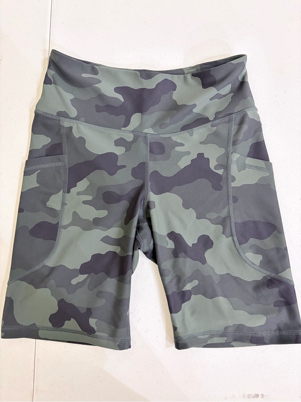 Old Navy Green Camo High-Rise Bike Shorts